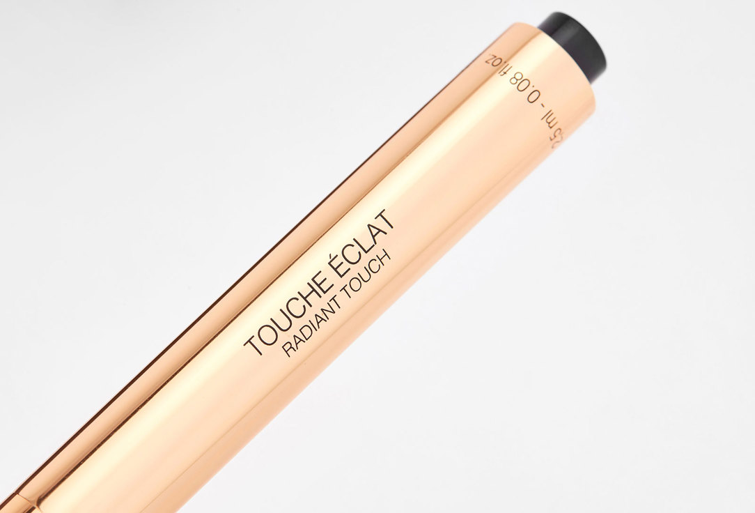 Yves Saint Laurent Осветляющий жидкий консилер-карандаш для сияния кожи TOUCHE ECLAT 02 2.5 мл Yves Saint Laurent Осветляющий жидкий консилер-карандаш для сияния кожи TOUCHE ECLAT