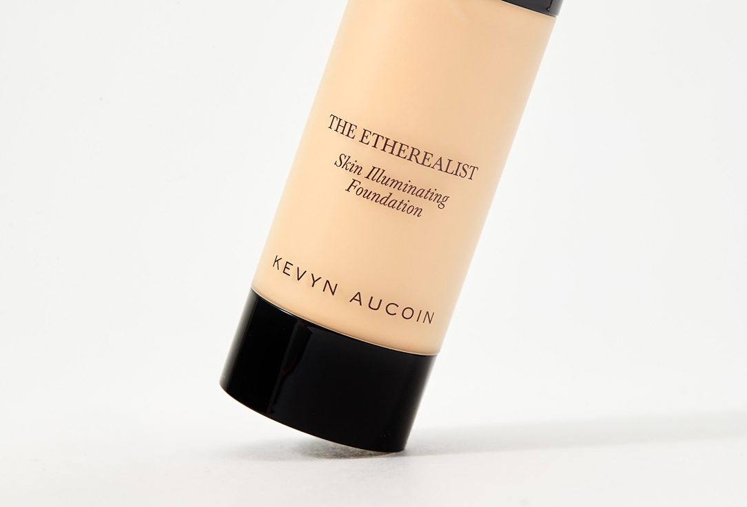 Kevyn Aucoin Тональная основа для лица The etherealist skin illuminating foundation 04, Light 28 мл Kevyn Aucoin Тональная основа для лица The etherealist skin illuminating foundation