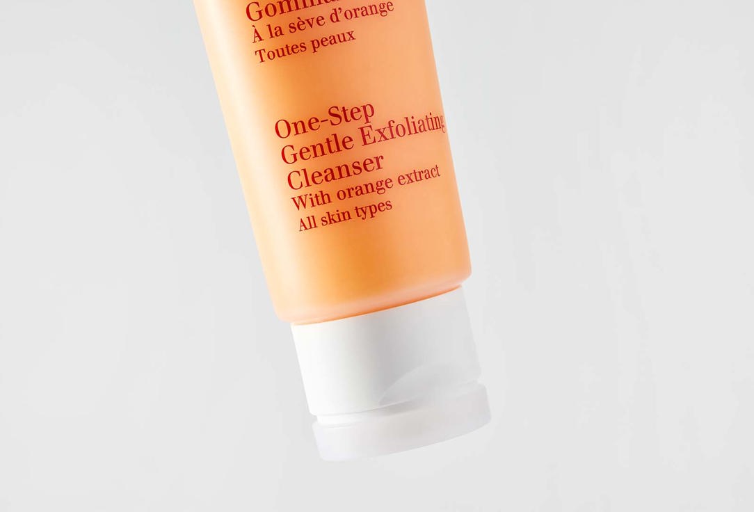 Clarins Foaming Cleansing Cream with Exfoliating Effect Doux Nettoyant Gommant Express 125 ml Clarins Foaming Cleansing Cream with Exfoliating Effect Doux Nettoyant Gommant Express