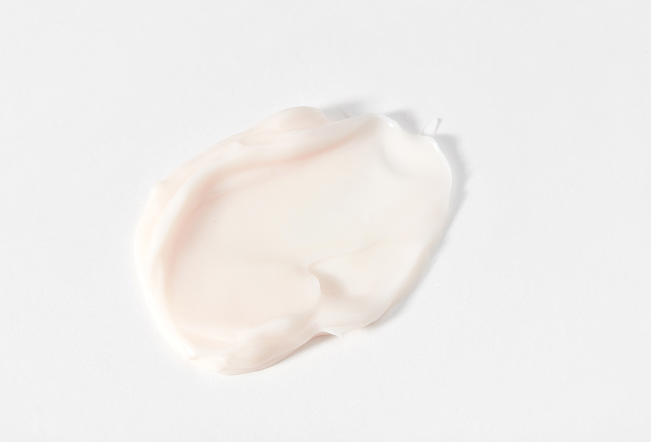 Shiseido Gel-cream evens out skin tone White lucent