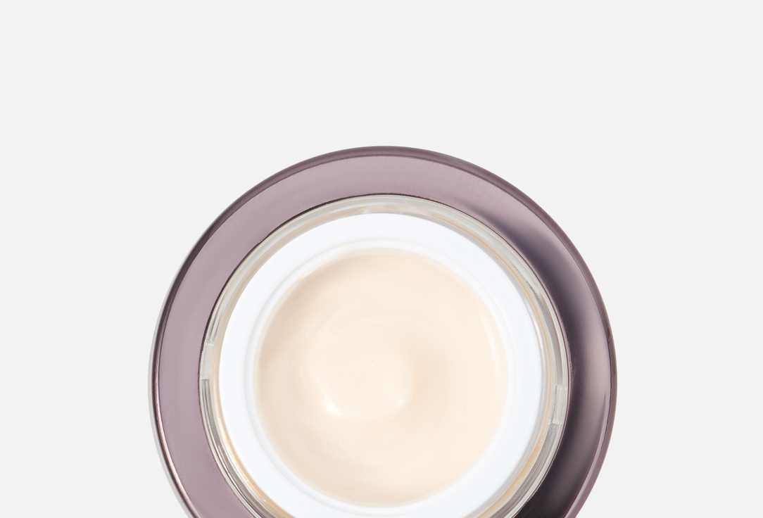 Estée Lauder Moisturizing Eye Cream Re-nutriv ultimate diamond