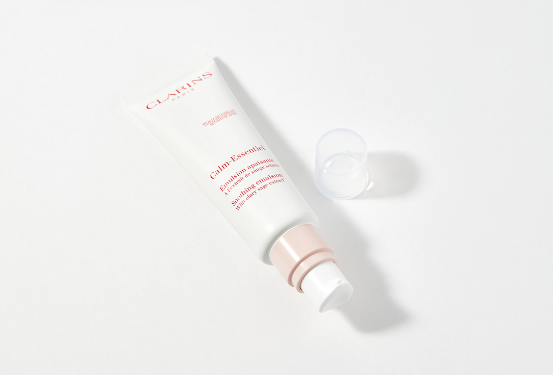 Clarins Soothing emulsion Calm-Essentiel 50 ml Clarins Soothing emulsion Calm-Essentiel