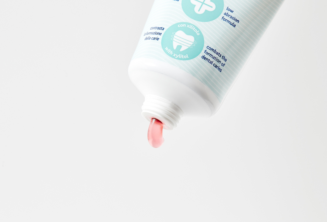 CHICCO Toothpaste for kids 1-5 years Strawberry No Fluoride Toothpaste