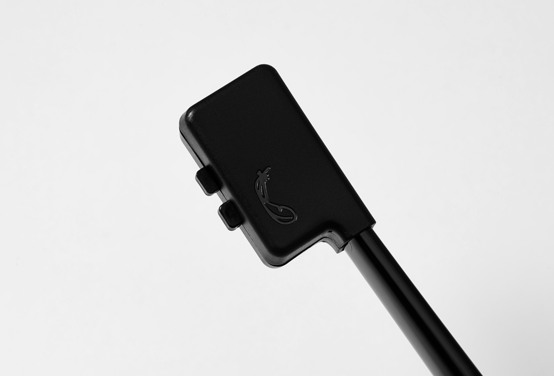 PIUMA Soft toothbrush with stand PERFECT BLACK 1 pcs PIUMA Soft toothbrush with stand PERFECT BLACK