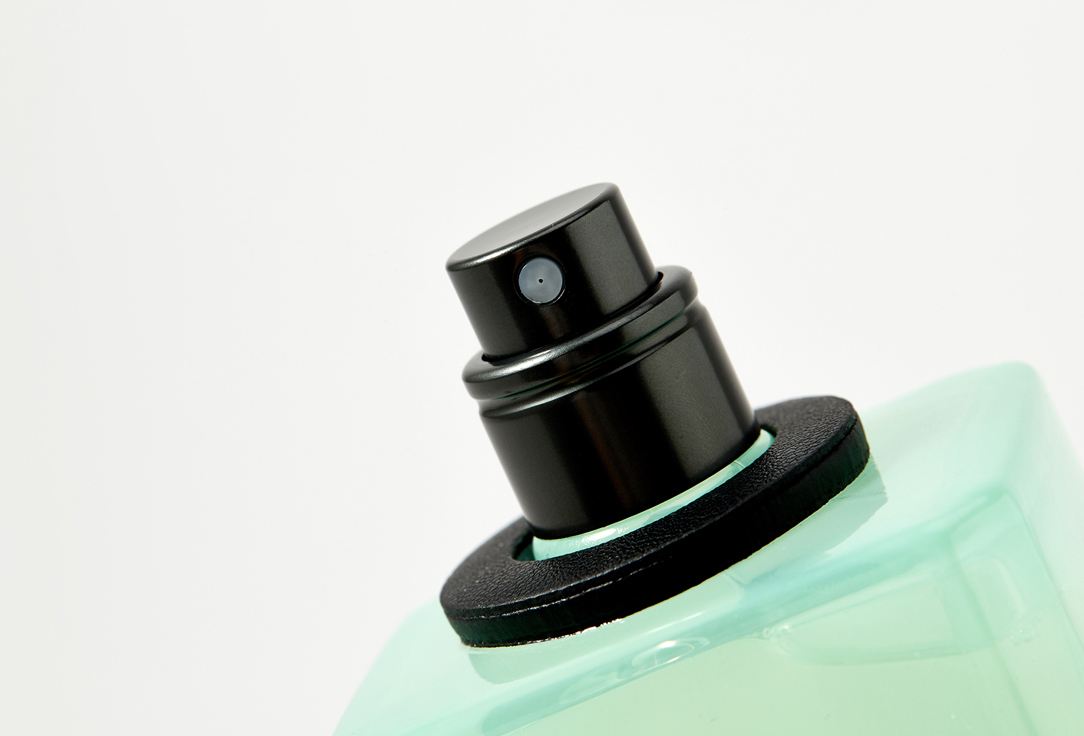بنانا ريبابليك ماء عطر جراس لاند