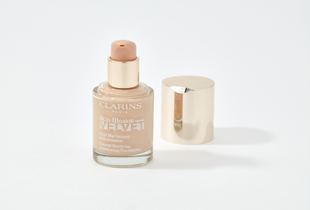 Clarins Легкий Матирующий тональный крем Skin Illusion Velvet