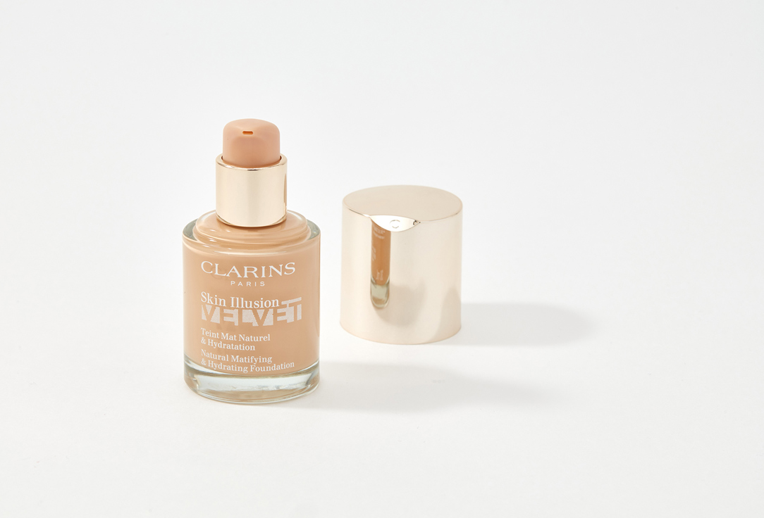 Clarins Легкий Матирующий тональный крем Skin Illusion Velvet