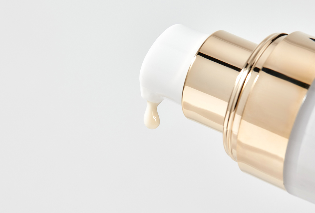 Sisley Anti-aging brightening face serum Sisleÿa L'Integral Anti-Age