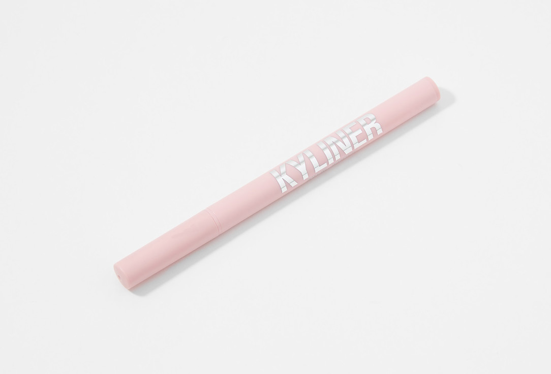Kylie Cosmetics Matte Eyeliner Liquid eye pen 001, Black 0.3 ml Kylie Cosmetics Matte Eyeliner Liquid eye pen