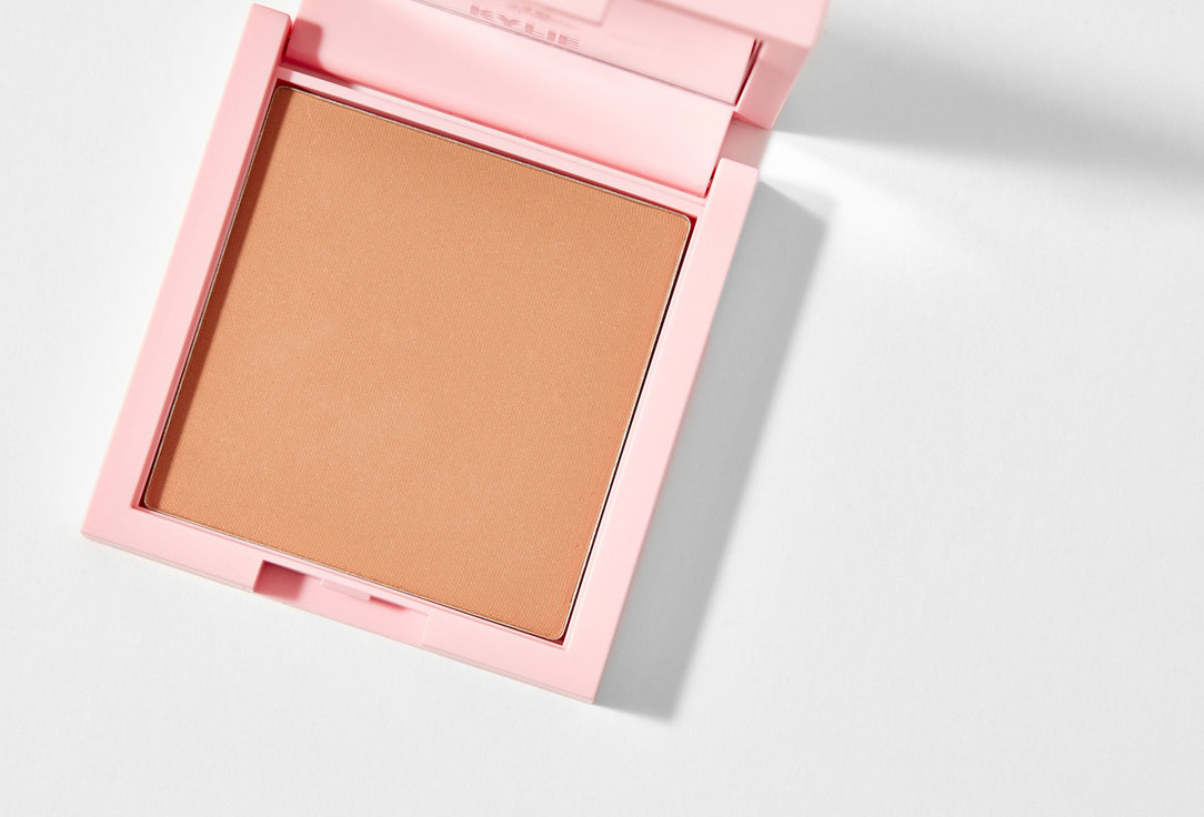 Kylie Cosmetics Matte Bronzer Pressed Bronzing Powder