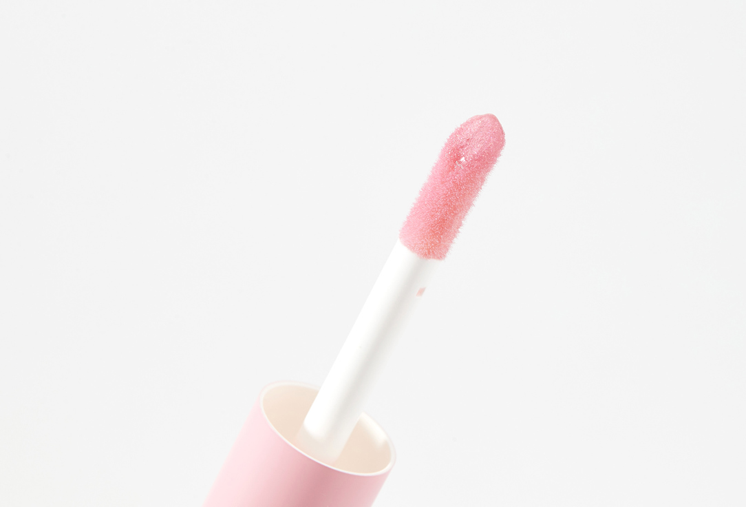 Kylie Cosmetics Shimmering lip gloss High Gloss 323, Daddy's girl 3.3 ml Kylie Cosmetics Shimmering lip gloss High Gloss