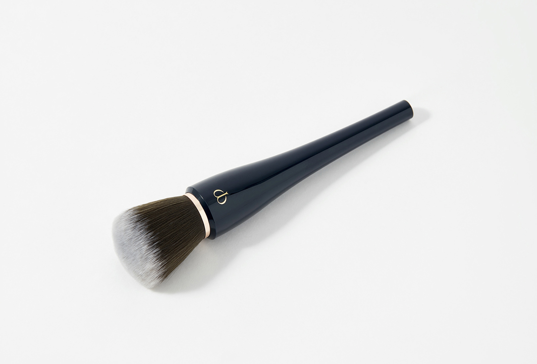 Clé de Peau Beauté Make up brush Powder brush