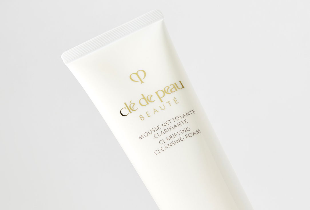 Clé de Peau Beauté Moisturizing Face Cleanser Clarifying Cleansing Foam