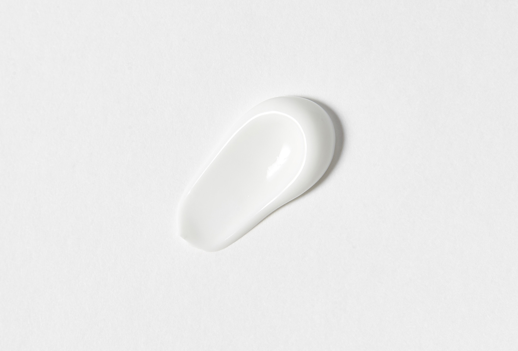 Uriage Soothing  eye contour Xemose
