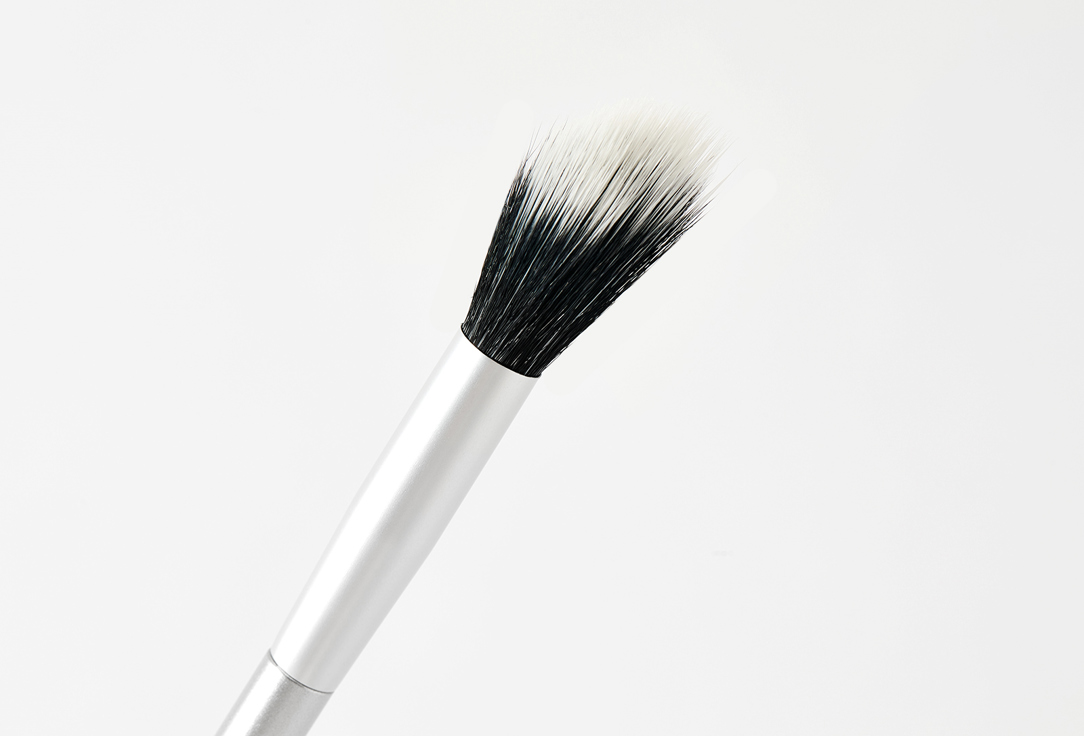 INFLUENCE beauty Duofibra Angled Brush DA–15R
