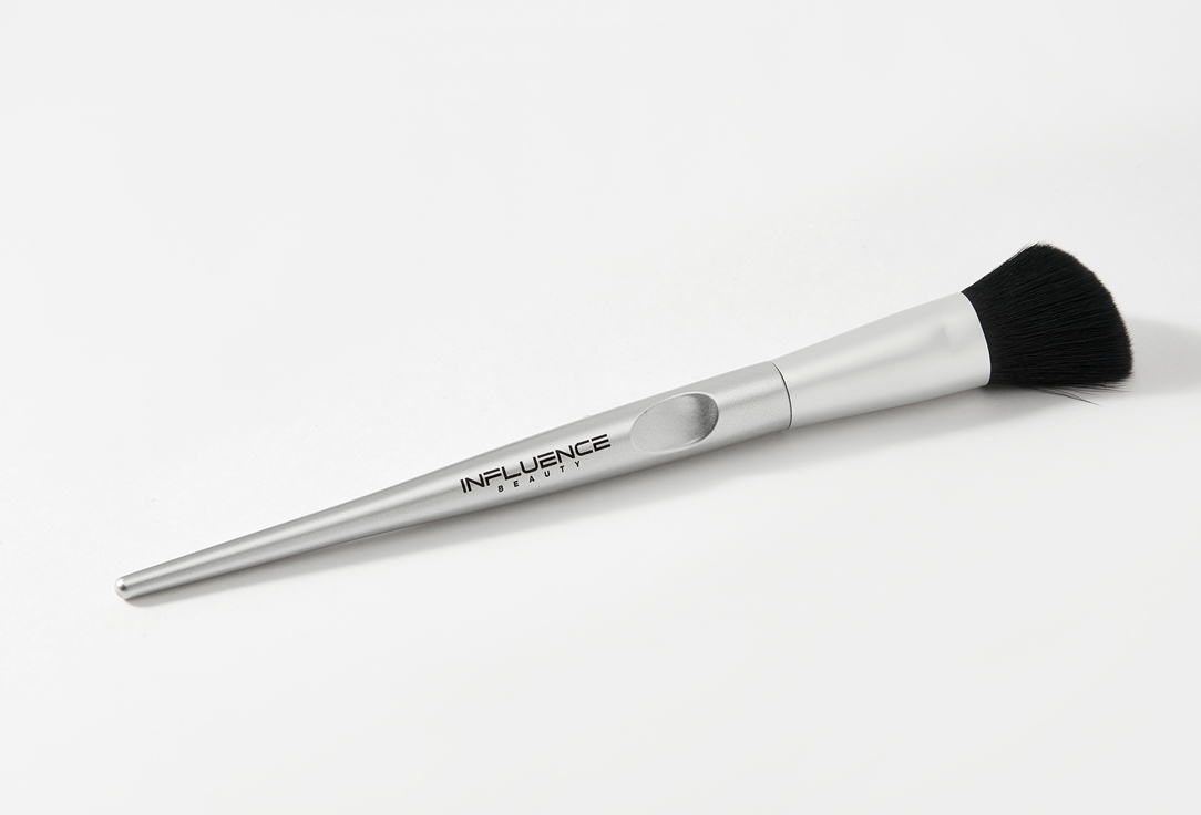 INFLUENCE beauty Multifunctional Angled Brush MA-22R