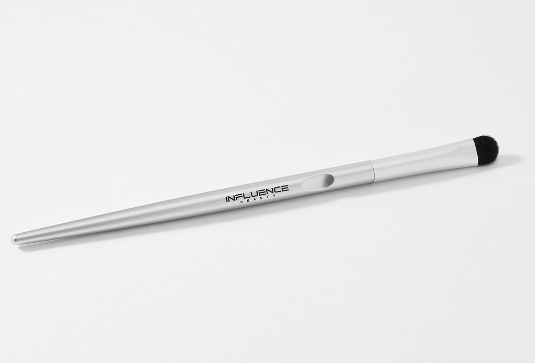 INFLUENCE beauty Basic Eyeshadow Brush E/BB-12R