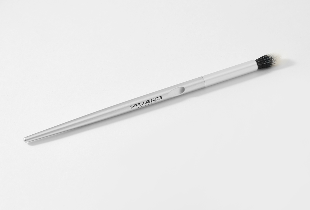 INFLUENCE beauty Duofibra Blending Brush DB-09R