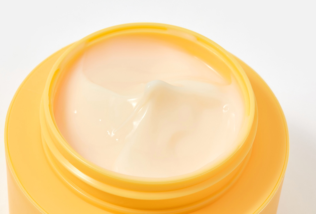 7DAYS Illuminating Face Cream VITAMIN C