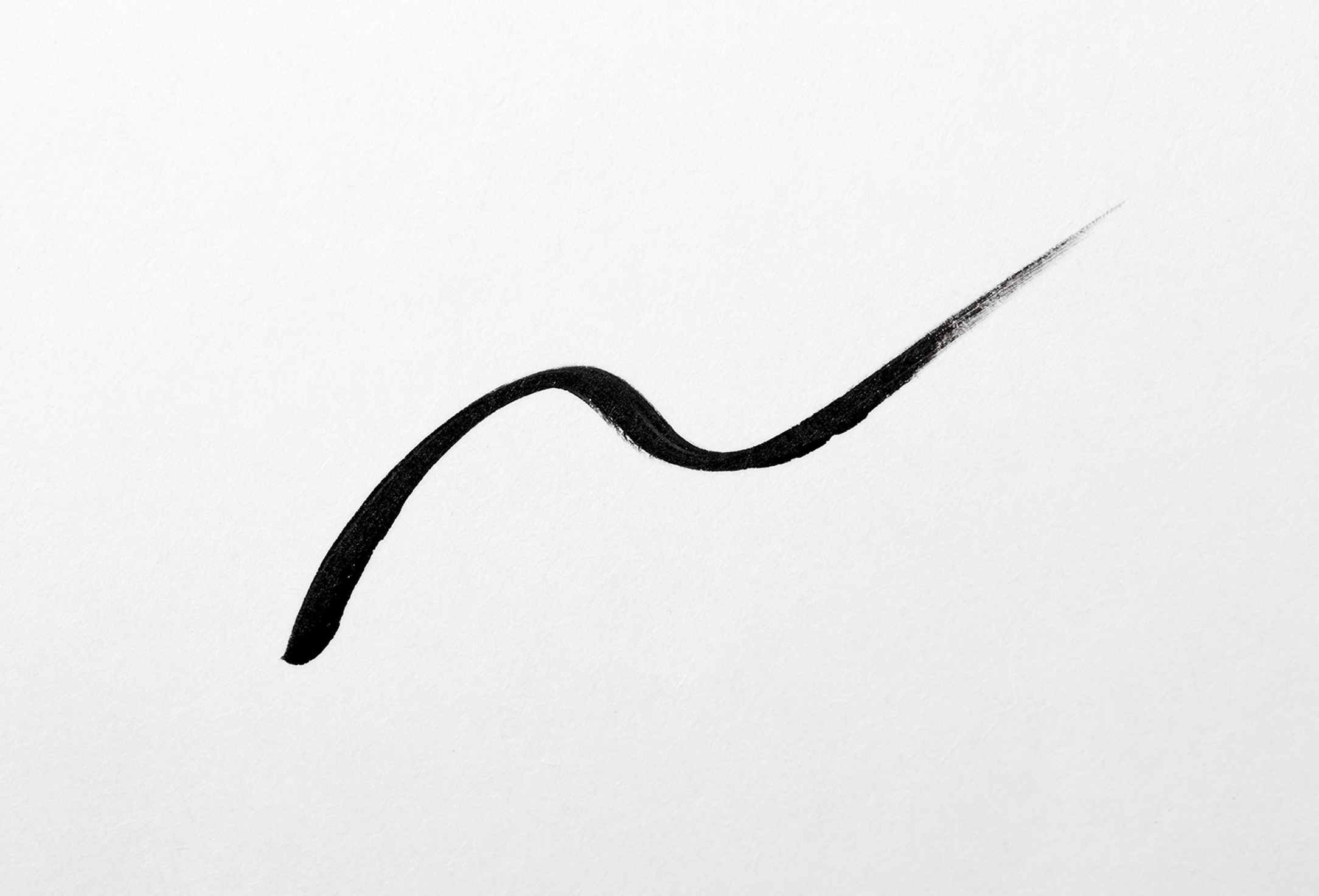 RELOVE REVOLUTION Eyeliner Dip