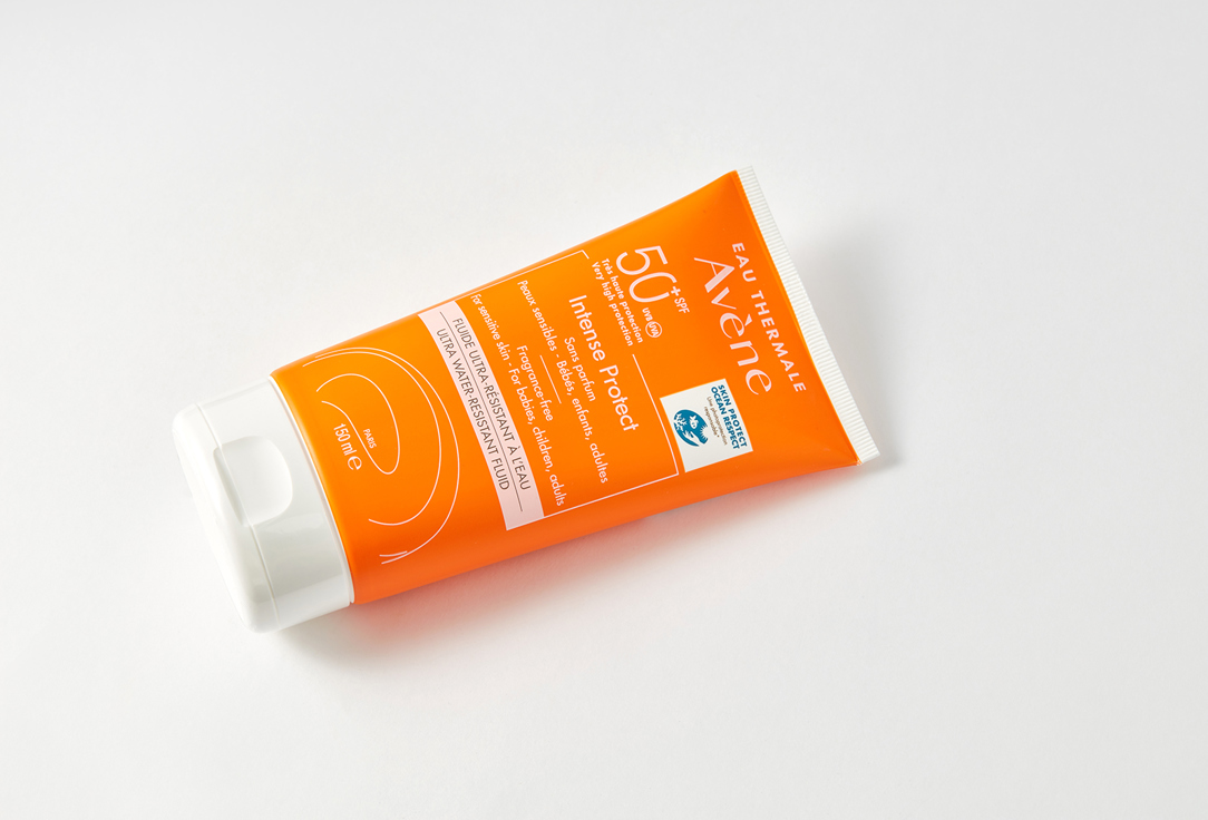 EAU THERMALE AVENE Moisturizing Sunscreen SPF50+ Intense Protect