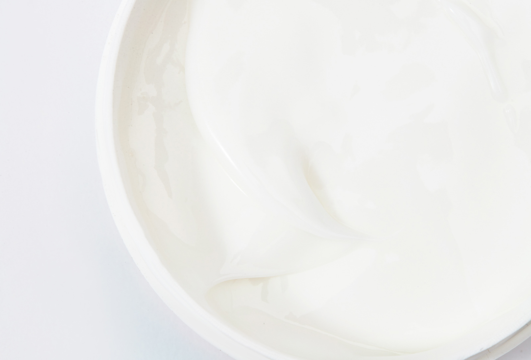 Swiss image Soft hydrating face & body cream Body Care Soft Hydrating Face & Body Cream