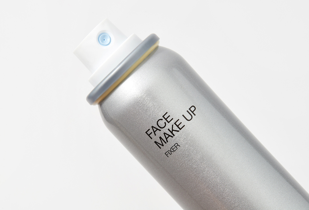 KIKO Milano Long-lasting refreshing face makeup fixing spray Make Up 75 ml KIKO Milano Long-lasting refreshing face makeup fixing spray Make Up