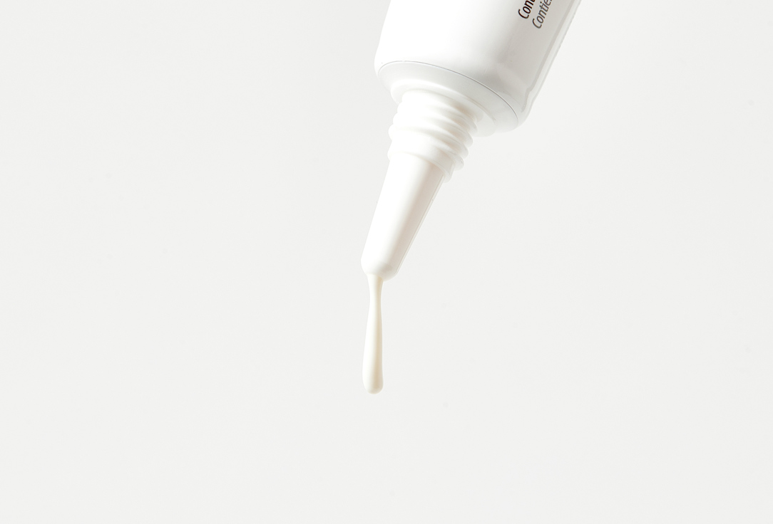 KISS NEW YORK Professional Glue for false eyelashes Strip Lash Adhesive with Aloe Transparent 7 g KISS NEW YORK Professional Glue for false eyelashes Strip Lash Adhesive with Aloe