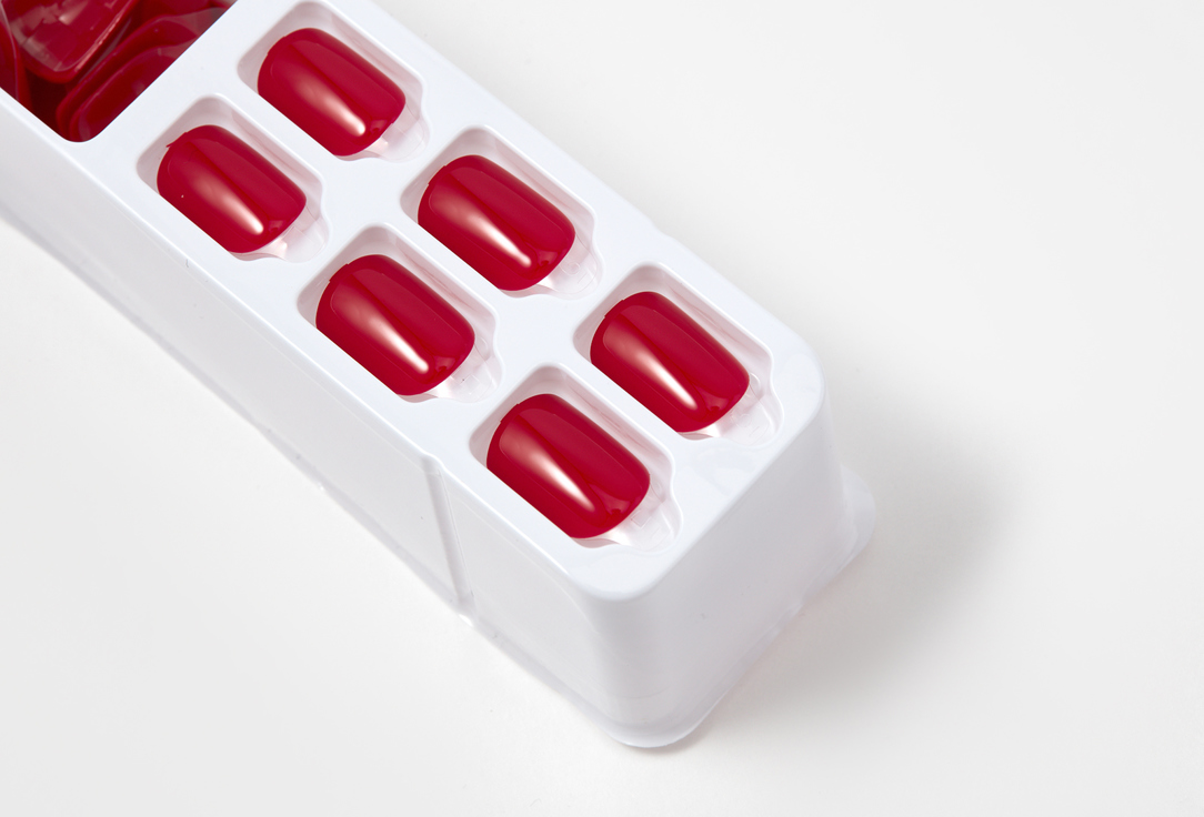 KISS NEW YORK Professional Press-on gel nails imPRESS Color Reddy or Not