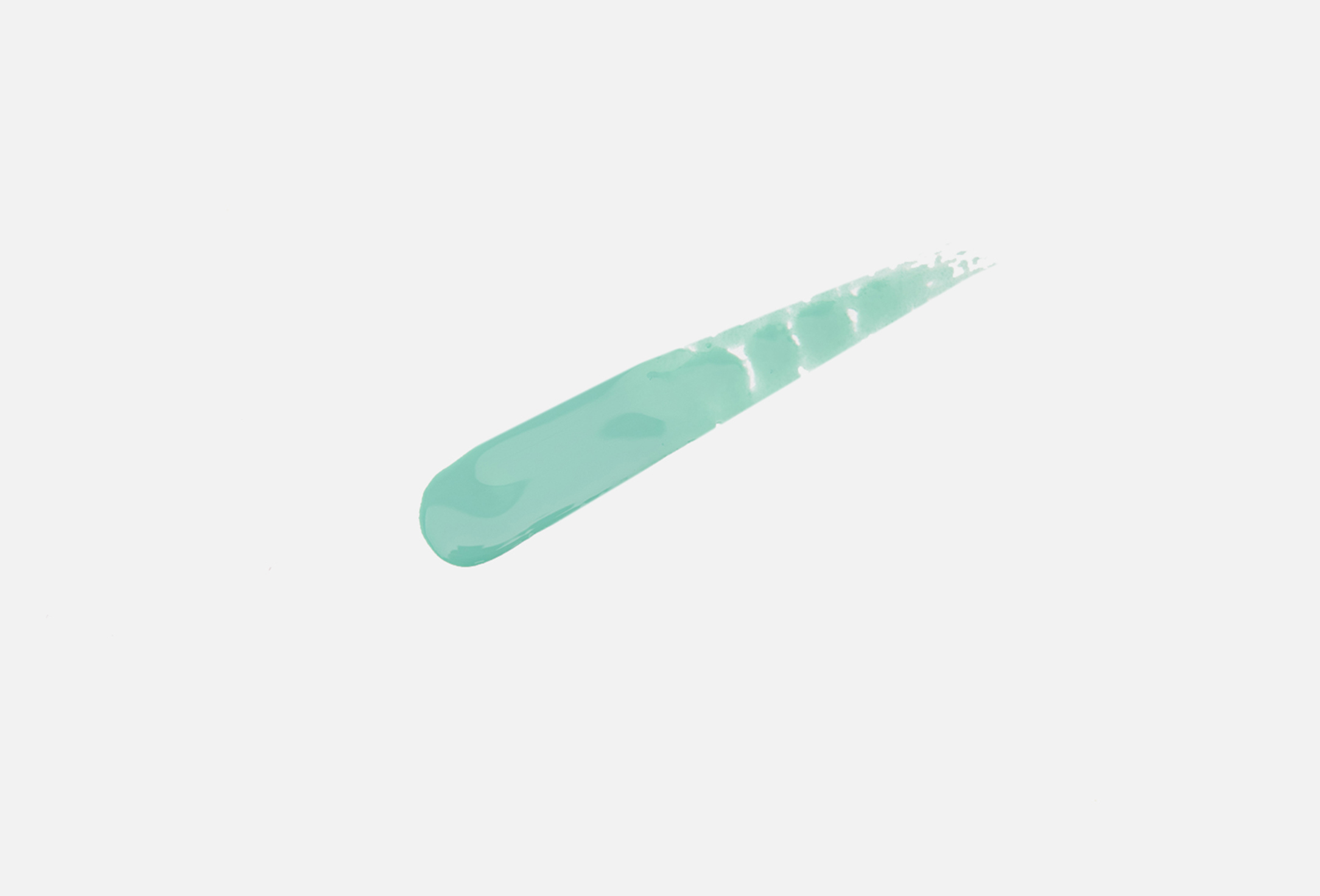 essence Glossy, fast-drying gel-effect nail polish Gel Nail Colour 40, Isn't she minty?! 8 ml essence Glossy, fast-drying gel-effect nail polish Gel Nail Colour