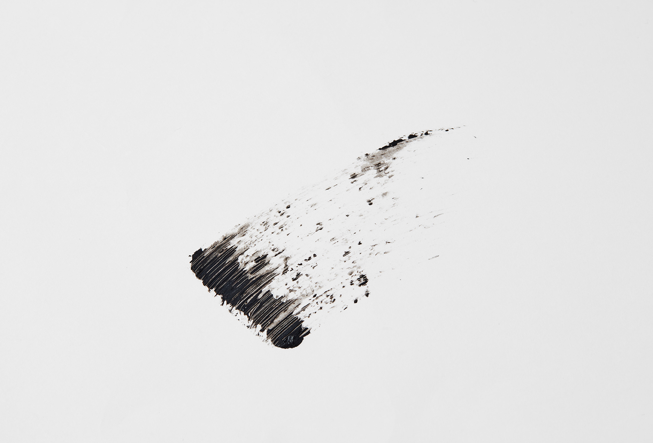 DEBORAH MILANO Mascara 24 ore absolute volume Black 12 ml DEBORAH MILANO Mascara 24 ore absolute volume