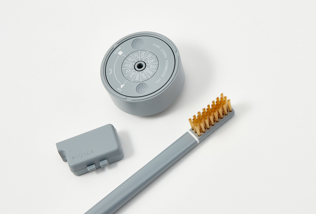 PIUMA Medium toothbrush with stand VITAMIN C