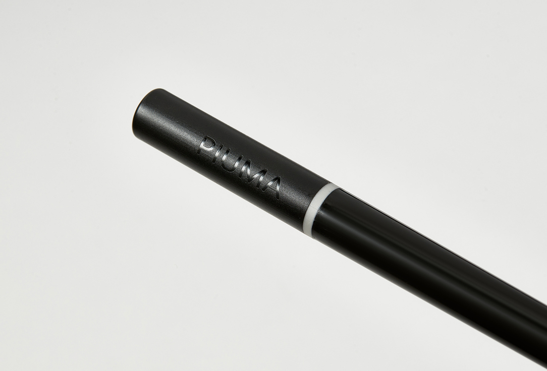 PIUMA Medium toothbrush with stand VITAMIN C