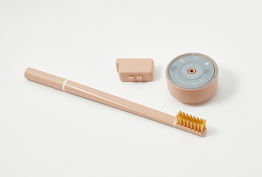 PIUMA Medium toothbrush with stand VITAMIN C 1 pcs PIUMA Medium toothbrush with stand VITAMIN C