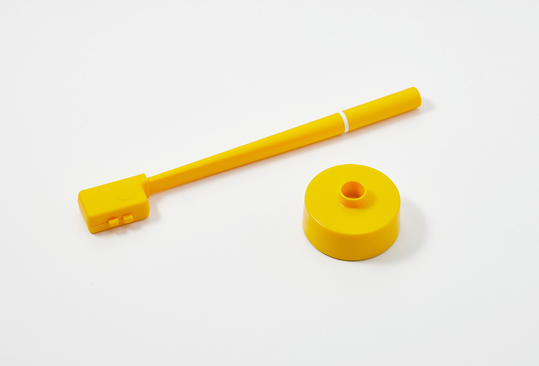 PIUMA Medium toothbrush with stand VITAMIN C