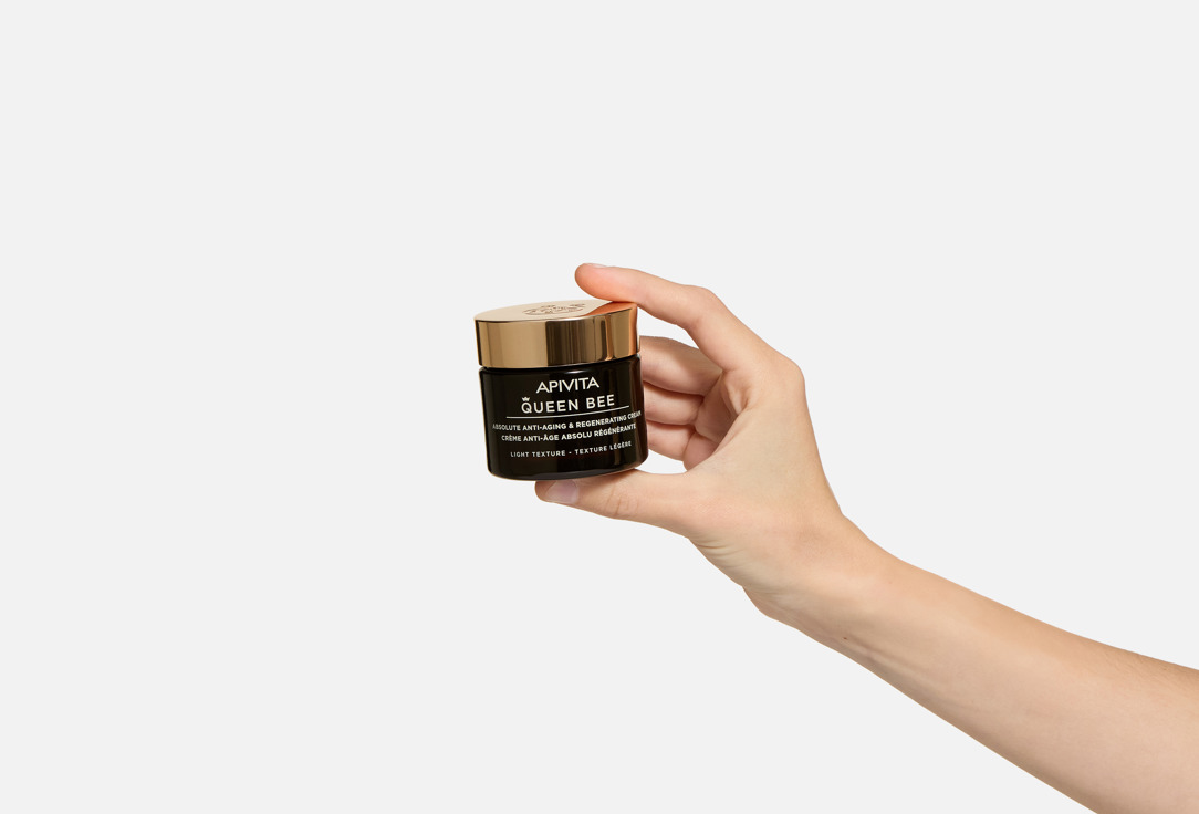 APIVITA LIGHT anti-aging cream QUEEN BEE 50 ml APIVITA LIGHT anti-aging cream QUEEN BEE