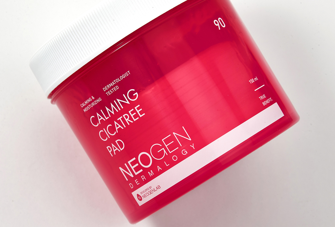 Neogen Soothing Face Peeling Pads Calming cica tree