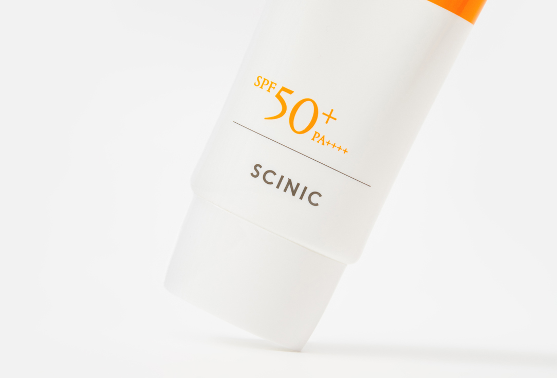 سينيك واقي من الشمس SPF50+ PA++++ استمتع بكريم الشمس اليومي المثالي EX