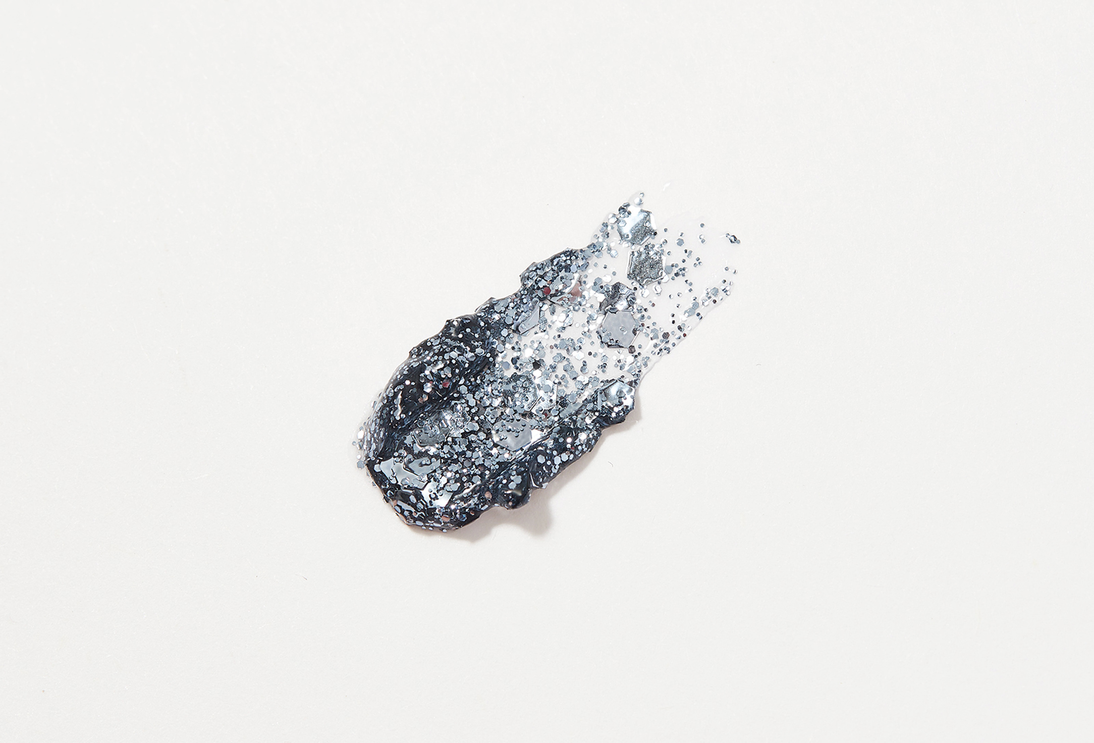 7DAYS Muititasking Glitter-Gel Mini Dark Side 03, Ghost bride 10 g 7DAYS Muititasking Glitter-Gel Mini Dark Side