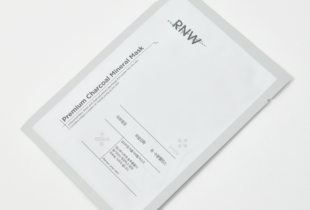RNW Face sheet mask Premium charcoal mineral