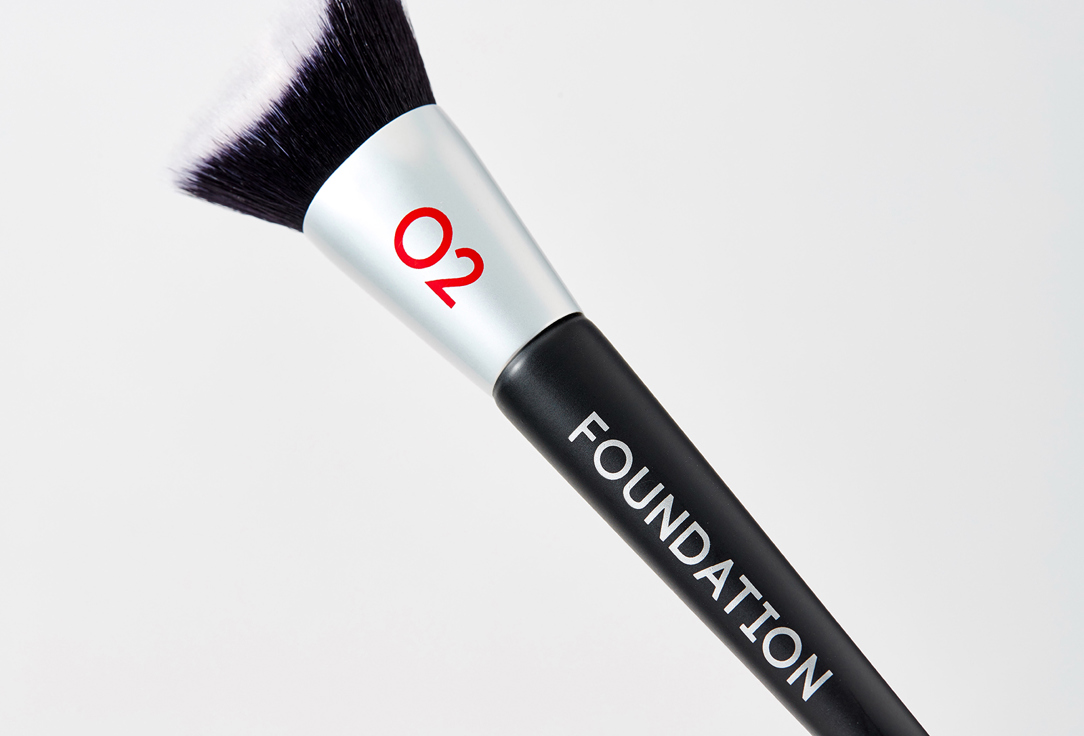 Pastel Cosmetics Foundation Brush Profashion 02