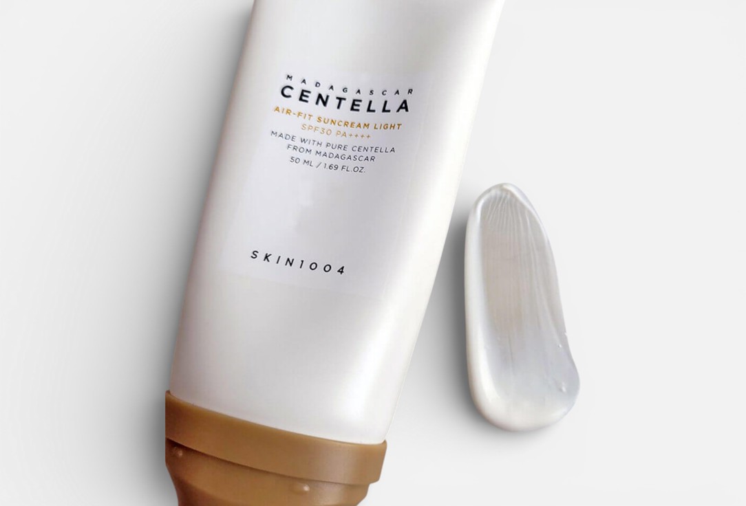 Skin1004 Face and body Light Suncream SPF30 PA++++ Madagascar Centella Air-Fit 50 ml Skin1004 Face and body Light Suncream SPF30 PA++++ Madagascar Centella Air-Fit