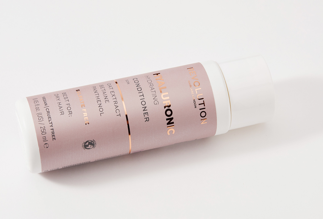 Revolution Haircare Moisturizing & Smoothing Conditioner Hyaluronic 250 ml Revolution Haircare Moisturizing & Smoothing Conditioner Hyaluronic