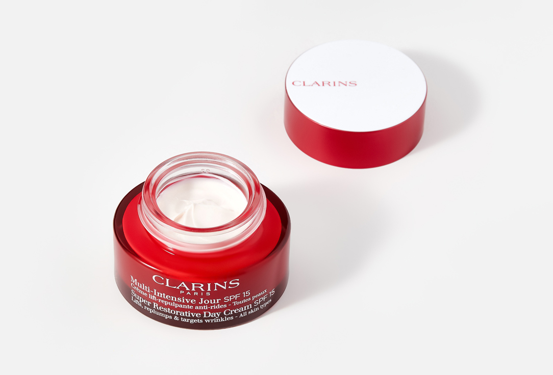 Clarins Rejuvenating Face Cream for all skin types SPF 15 Super Restorative Day