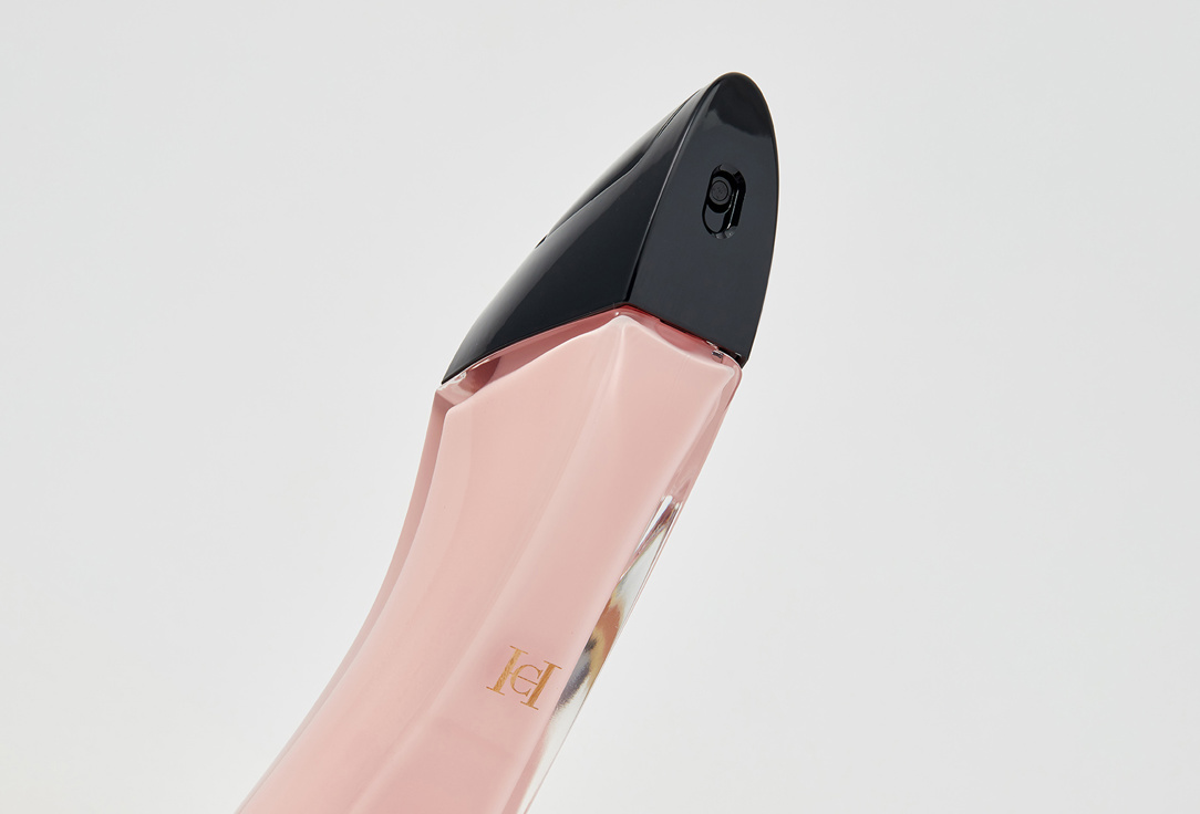 كارولينا هيريرا ماء عطر جود جيرل بلش