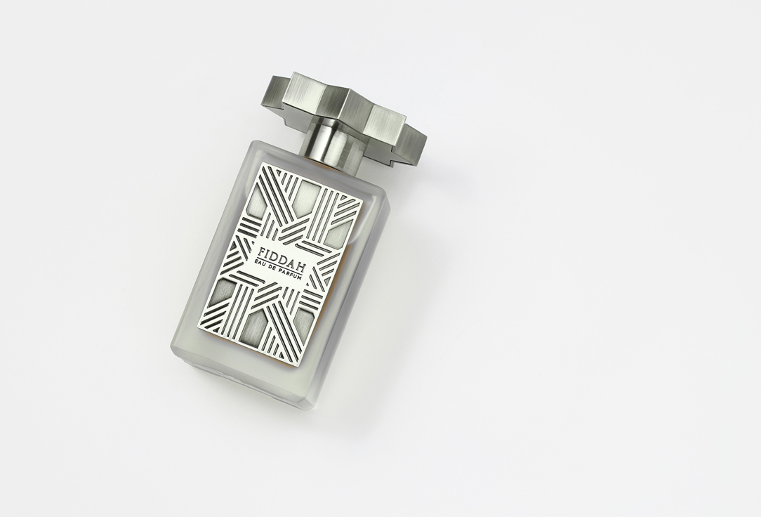 كاجال ماء عطر فضة