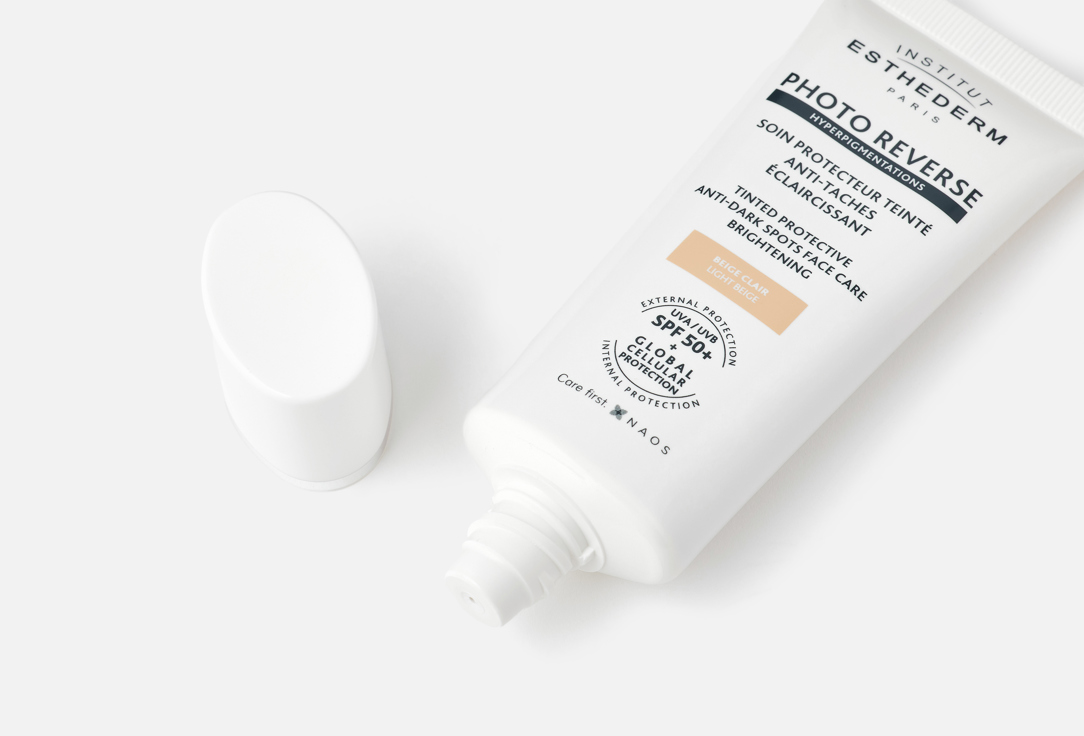 Institut Esthederm Tinted Face Sunsreen Photo Reverse Light beige 50 ml Institut Esthederm Tinted Face Sunsreen Photo Reverse