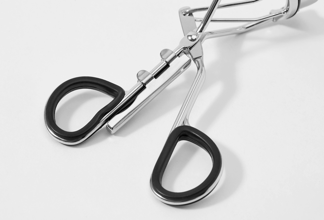 For me by gold apple Eyelash curler Expressive look 1 pcs For me by gold apple Eyelash curler Expressive look