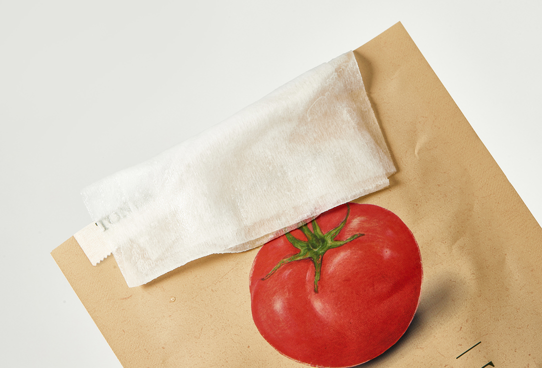 SKINFOOD Brightening hydrating toner-type sheet mask for face Tomato Sous Vide Mask Sheet