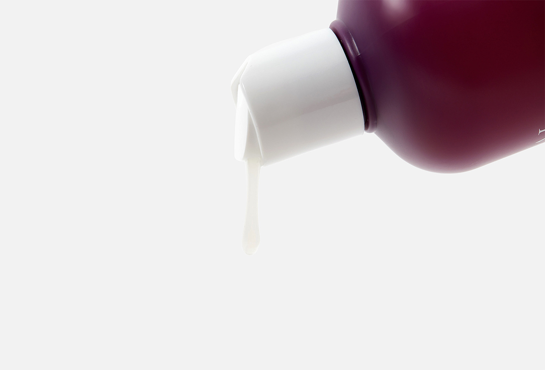 RATED GREEN Hydrating & Color Protecting Shampoo REAL PRUNE Cold Pressed & Upcycled Prune Oil 400 ml RATED GREEN Hydrating & Color Protecting Shampoo REAL PRUNE Cold Pressed & Upcycled Prune Oil